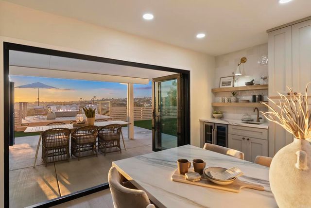 2258 Bahia Drive, La Jolla, CA 92037