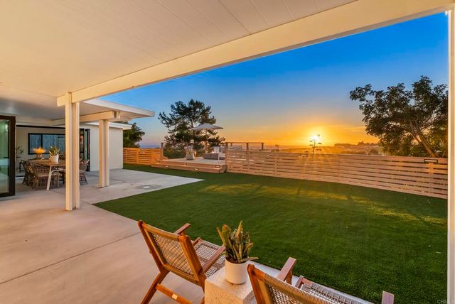 2258 Bahia Drive, La Jolla, CA 92037