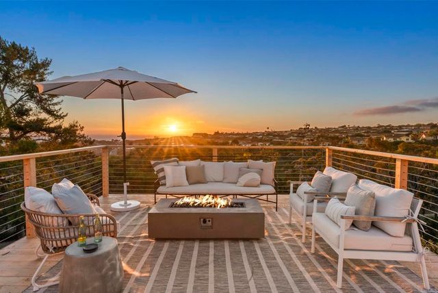 2258 Bahia Drive, La Jolla, CA 92037