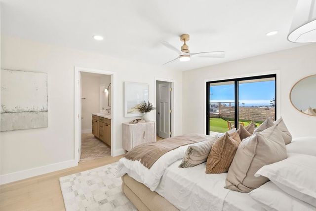 2258 Bahia Drive, La Jolla, CA 92037