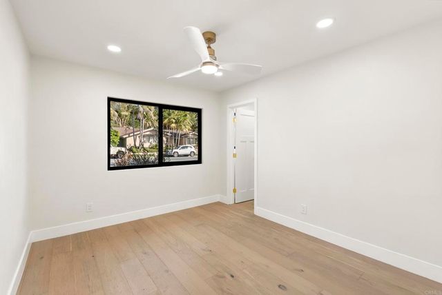 2258 Bahia Drive, La Jolla, CA 92037