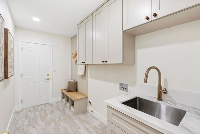 2258 Bahia Drive, La Jolla, CA 92037