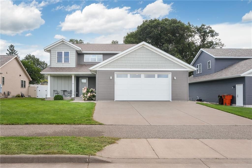 457 Autumn Drive, Altoona, WI 54720