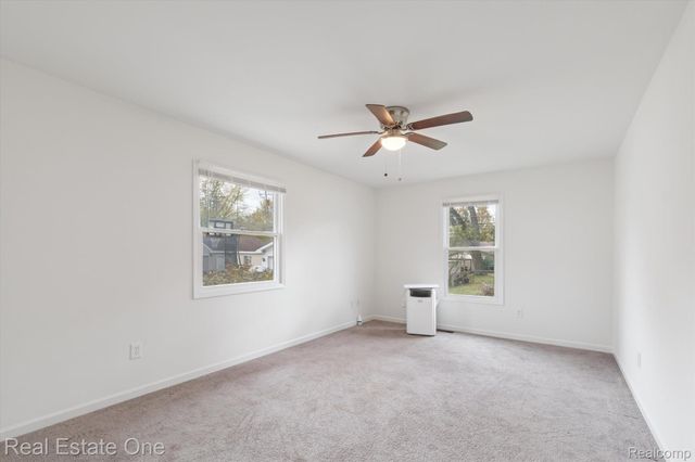 35833 Farragut Avenue, Westland, MI 48186