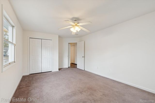 35833 Farragut Avenue, Westland, MI 48186