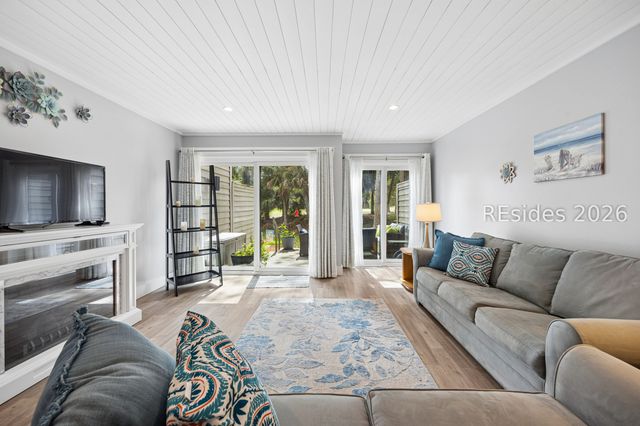 113 Shipyard Dr Apt 140, Hilton Head Island, SC 29928