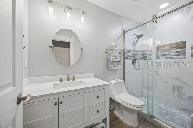 113 Shipyard Dr Apt 140, Hilton Head Island, SC 29928