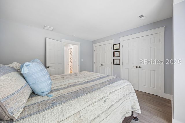 113 Shipyard Dr Apt 140, Hilton Head Island, SC 29928