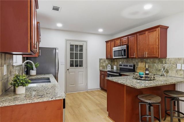 3860 Willow Ridge Court, Douglasville, GA 30135