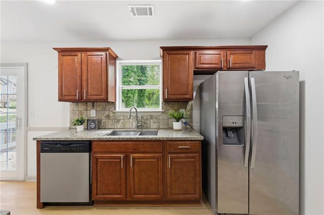 3860 Willow Ridge Court, Douglasville, GA 30135