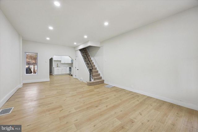 2130 S SIMPSON ST, Philadelphia, PA 19142