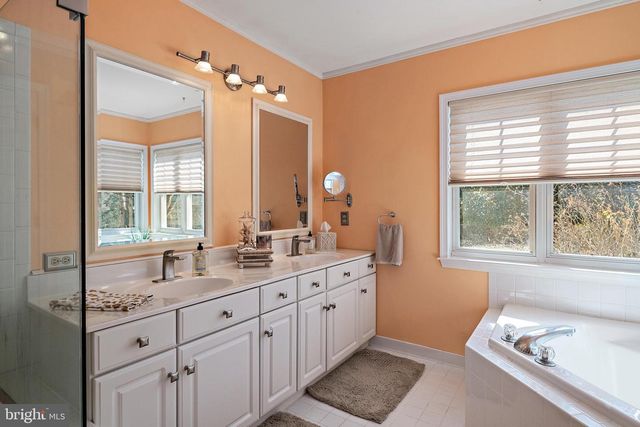 252 HARBOR LN, Queenstown, MD 21658