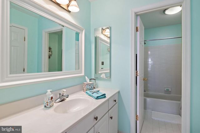 252 HARBOR LN, Queenstown, MD 21658