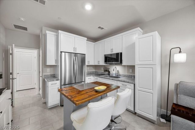1912 Ballard Bay Place, North Las Vegas, NV 89084