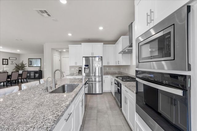 1912 Ballard Bay Place, North Las Vegas, NV 89084