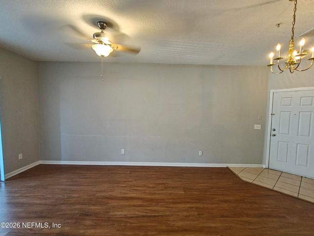 3631 KIRKPATRICK Circle 3, Jacksonville, FL 32210