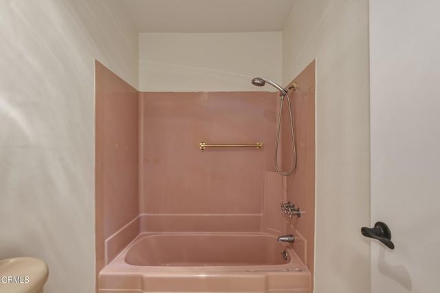 320 E Stocker Street 205, Glendale, CA 91207