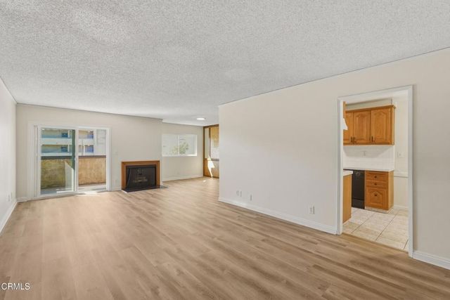 320 E Stocker Street 205, Glendale, CA 91207