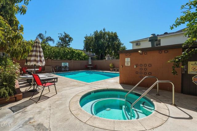 320 E Stocker Street 205, Glendale, CA 91207