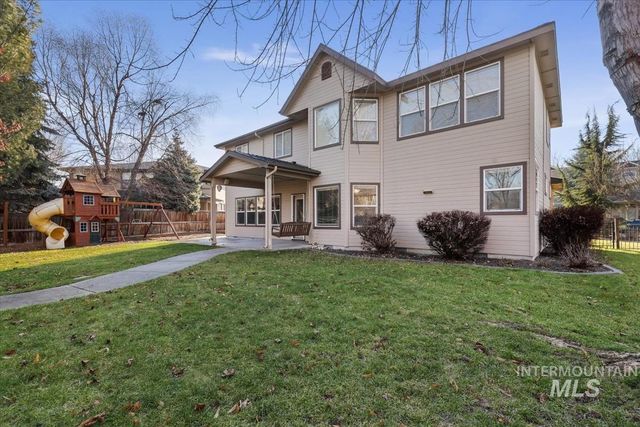 1082 E. Azan St., Meridian, ID 83646