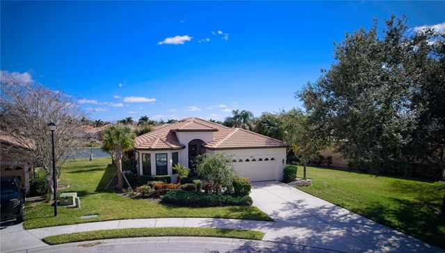 8025 STIRLING FALLS CIRCLE, Sarasota, FL 34243