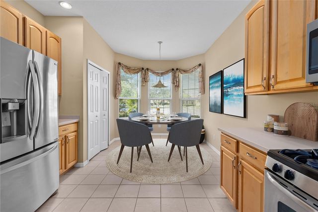 8025 STIRLING FALLS CIRCLE, Sarasota, FL 34243