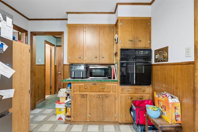 111 Crestmont Avenue, Norman, OK 73069
