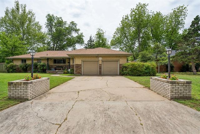 111 Crestmont Avenue, Norman, OK 73069