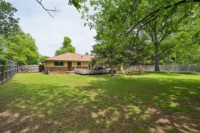 111 Crestmont Avenue, Norman, OK 73069