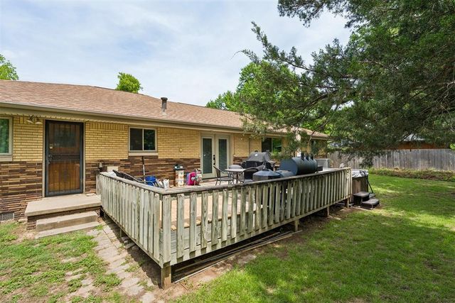 111 Crestmont Avenue, Norman, OK 73069