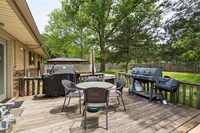 111 Crestmont Avenue, Norman, OK 73069