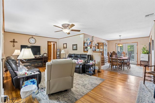 111 Crestmont Avenue, Norman, OK 73069