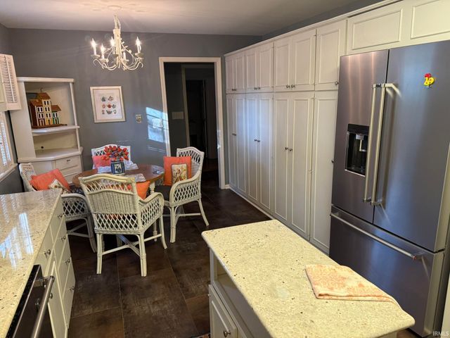 801 Plaza Drive, Evansville, IN 47715