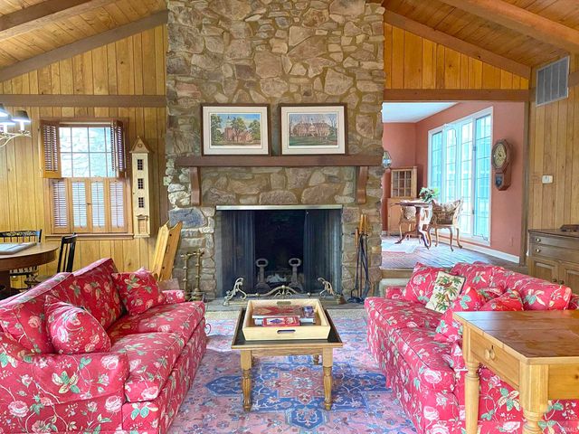 801 Plaza Drive, Evansville, IN 47715