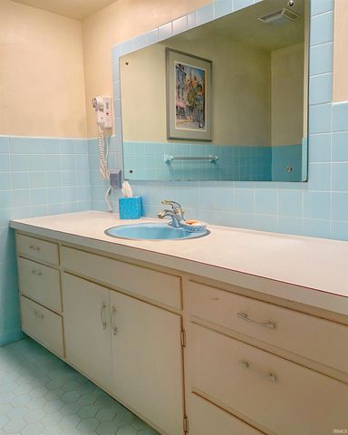 801 Plaza Drive, Evansville, IN 47715