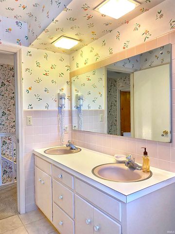 801 Plaza Drive, Evansville, IN 47715