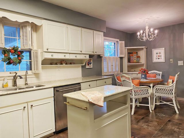 801 Plaza Drive, Evansville, IN 47715