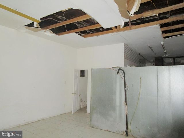 2139 W DIAMOND ST, Philadelphia, PA 19121