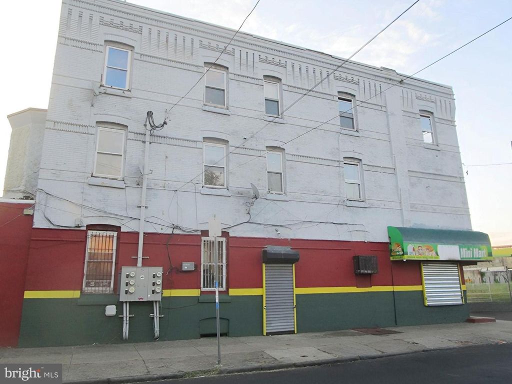 2139 W DIAMOND ST, PHILADELPHIA, PA 19121 — photo 4