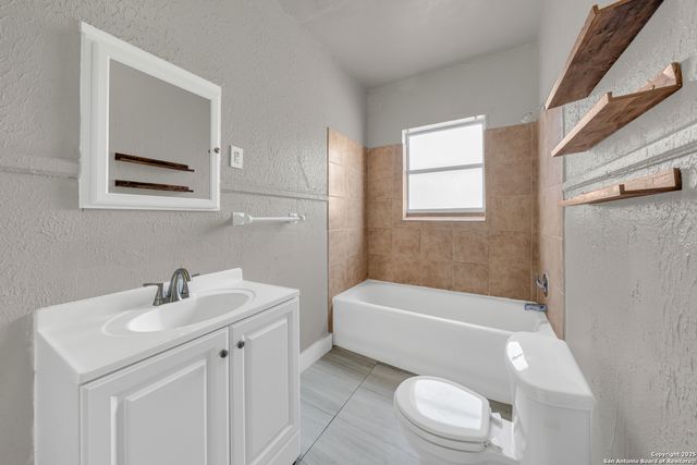 1409 W Woodlawn, San Antonio, TX 78201