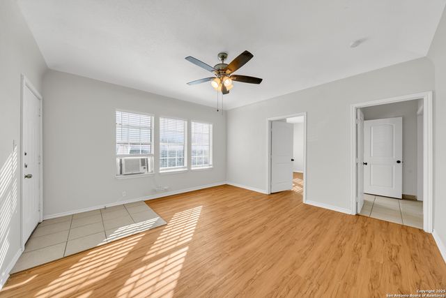 1409 W Woodlawn, San Antonio, TX 78201