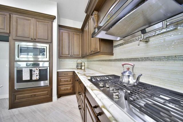 6718 Sotoria Lane, Sugar Land, TX 77479