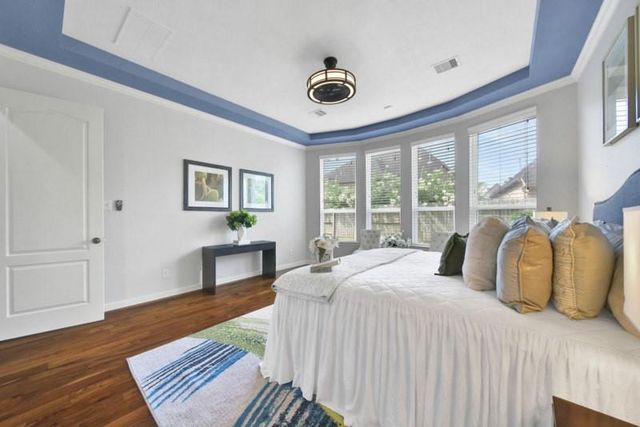 6718 Sotoria Lane, Sugar Land, TX 77479