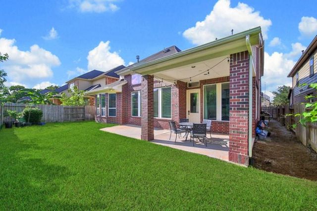 6718 Sotoria Lane, Sugar Land, TX 77479