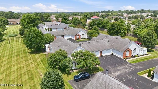 3910 Village Green Dr, Louisville, KY 40299