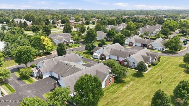 3910 Village Green Dr, Louisville, KY 40299