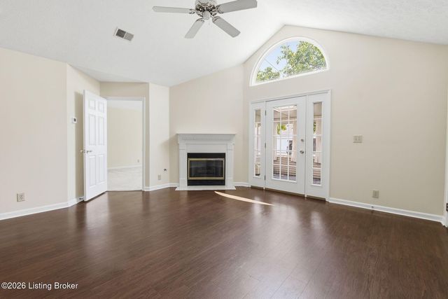 3910 Village Green Dr, Louisville, KY 40299