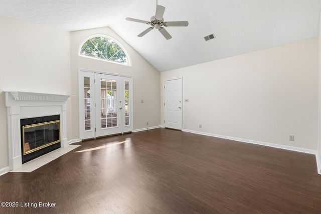 3910 Village Green Dr, Louisville, KY 40299