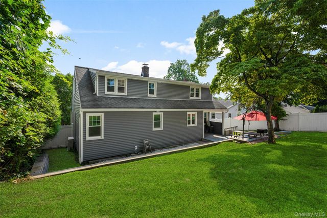 36 Pilgrim Drive, Port Chester, NY 10573
