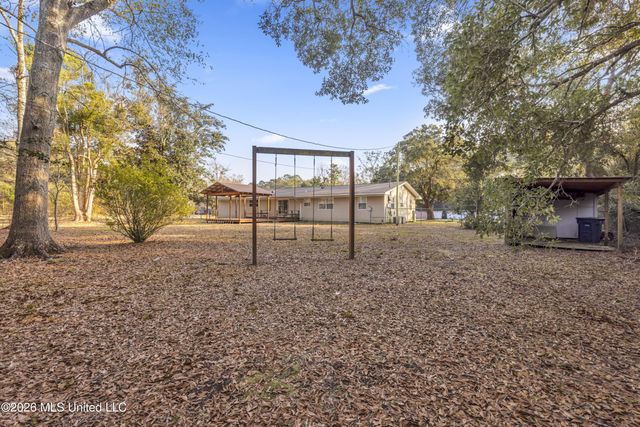 13600 Money Farm Road, Ocean Springs, MS 39564